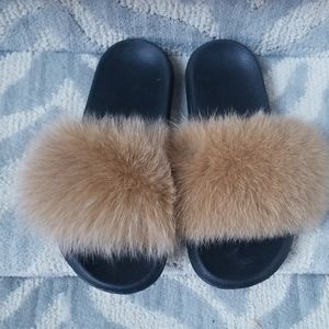 Fuzzy Slides Size 12